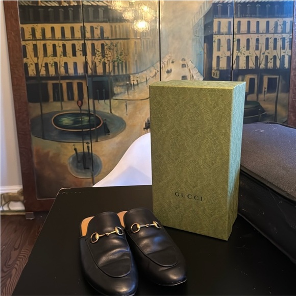 Gucci Loafers with box, black with gold detail - Picture 3 of 3